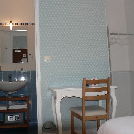 Hotel Les Alizes เบียริตซ์ ภายนอก รูปภาพ