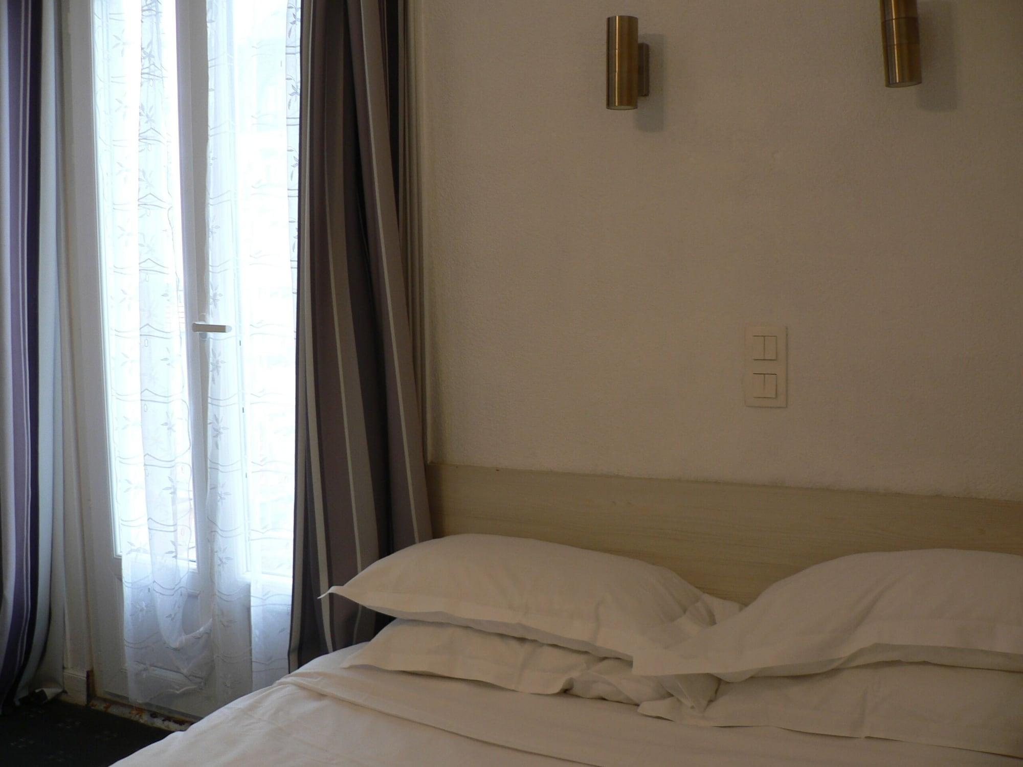 Hotel Les Alizes เบียริตซ์ ภายนอก รูปภาพ